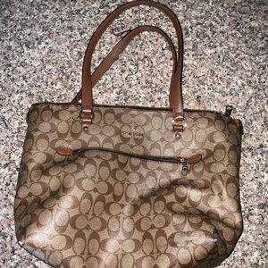 Coach Signature Handbag Purse